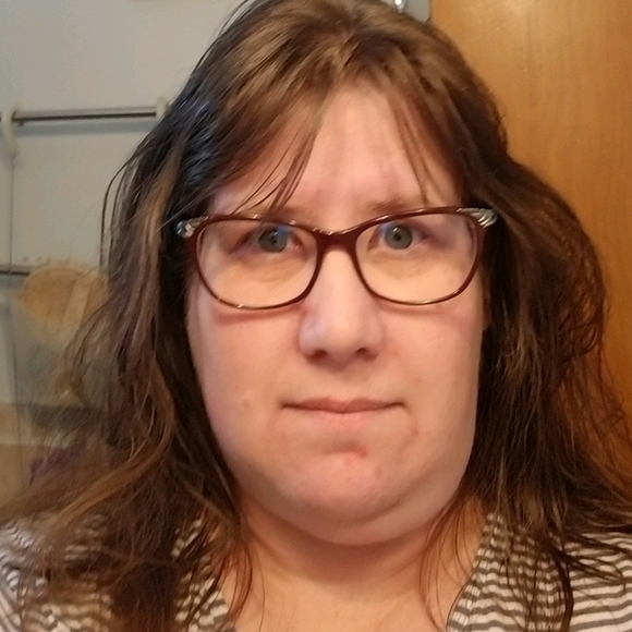 Meet your Posher, Cindy - Picture 1 of 1